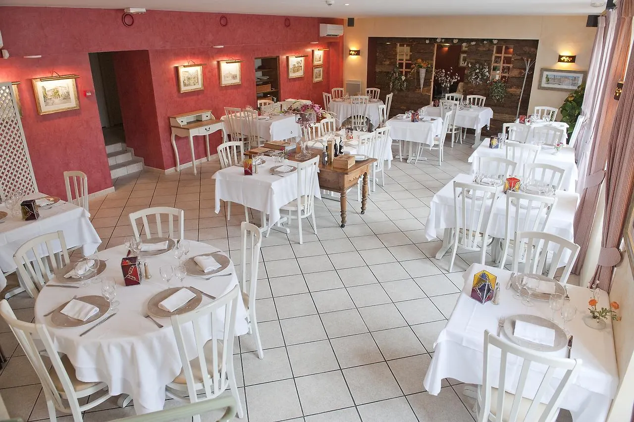 Hotel Le Val D'Amby Hieres-Sur-Amby Frankreich