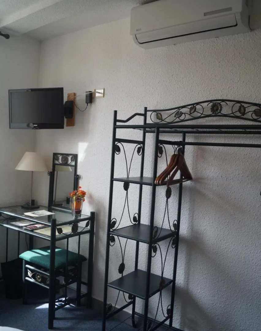 Hotel Le Val D'Amby Hieres-Sur-Amby