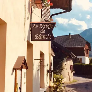 Au Refuge De Blanche Bed & Breakfast
