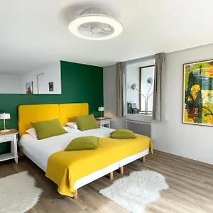Chemin Des Ormeaux Bed & Breakfast
